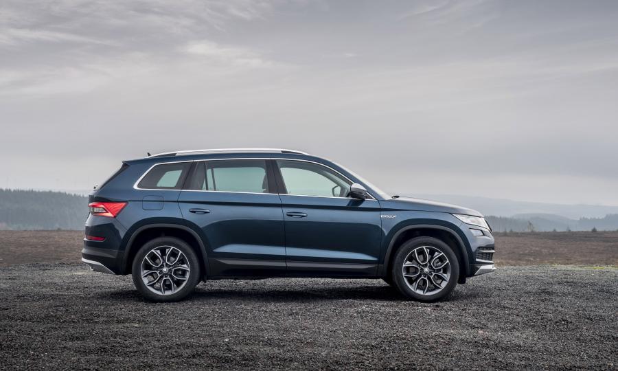  Skoda Kodiaq Scout 2017 года  (UK) (фото 16 из 36)